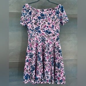 [NWOT] XHILARATION Off-Shoulder Floral Lace and Mesh Mini Dress